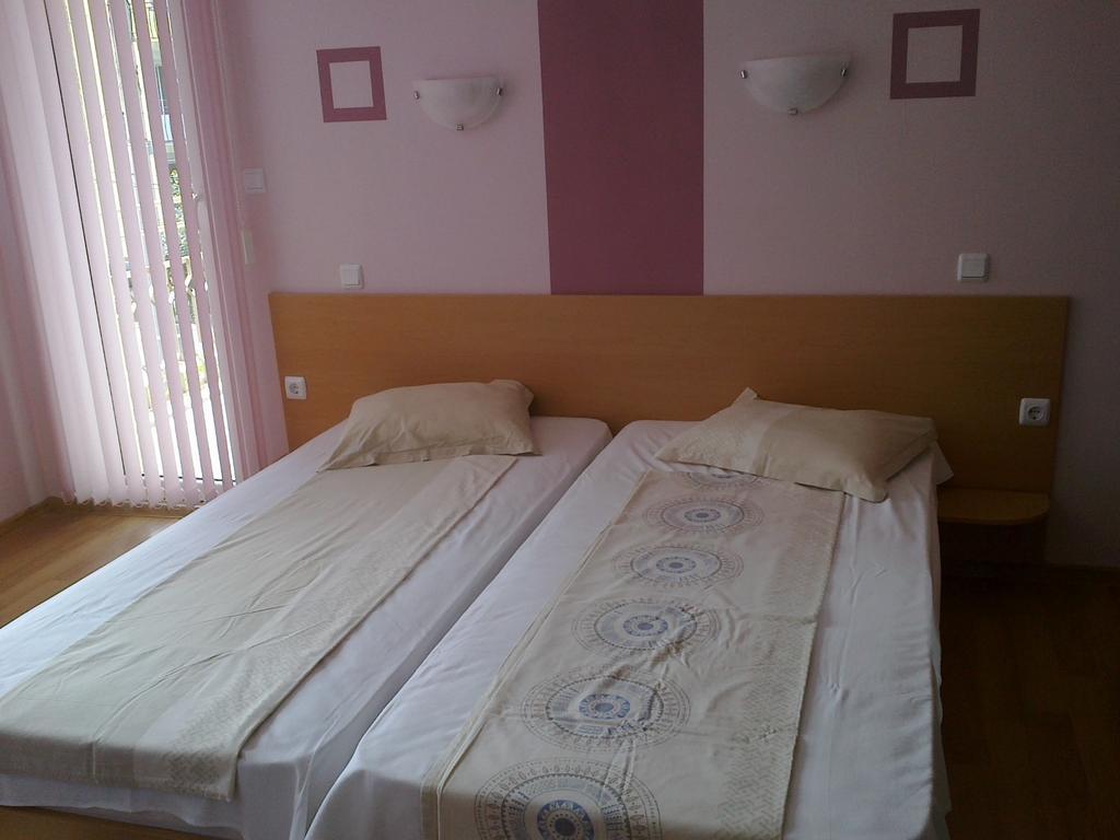 Guest Rooms Rusalka クラネヴォ 部屋 写真
